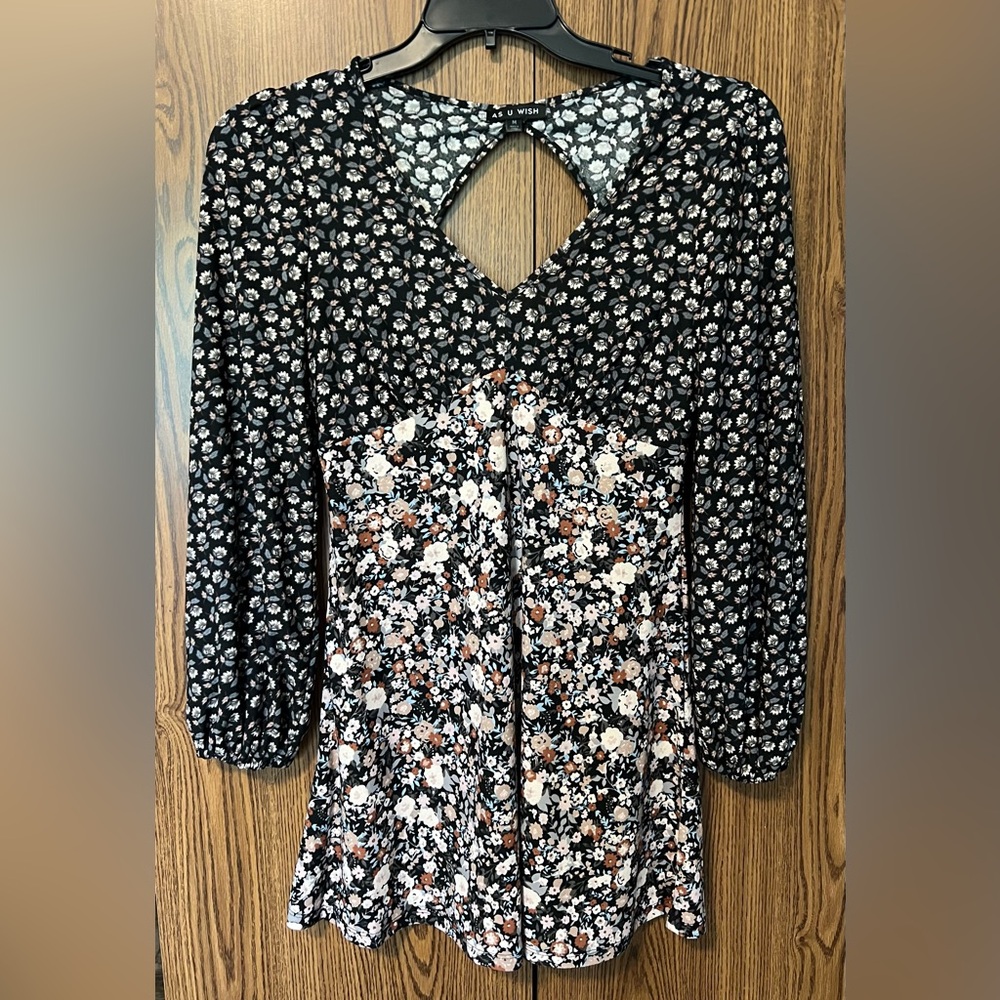 Women floral cut out dress women’s size M